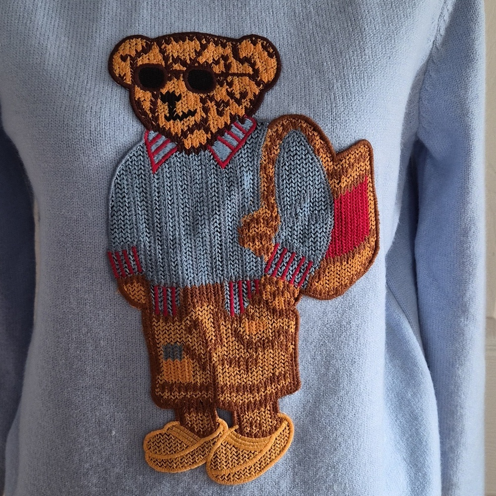 Blue Bear Sweater Size L - Picture 3 of 9